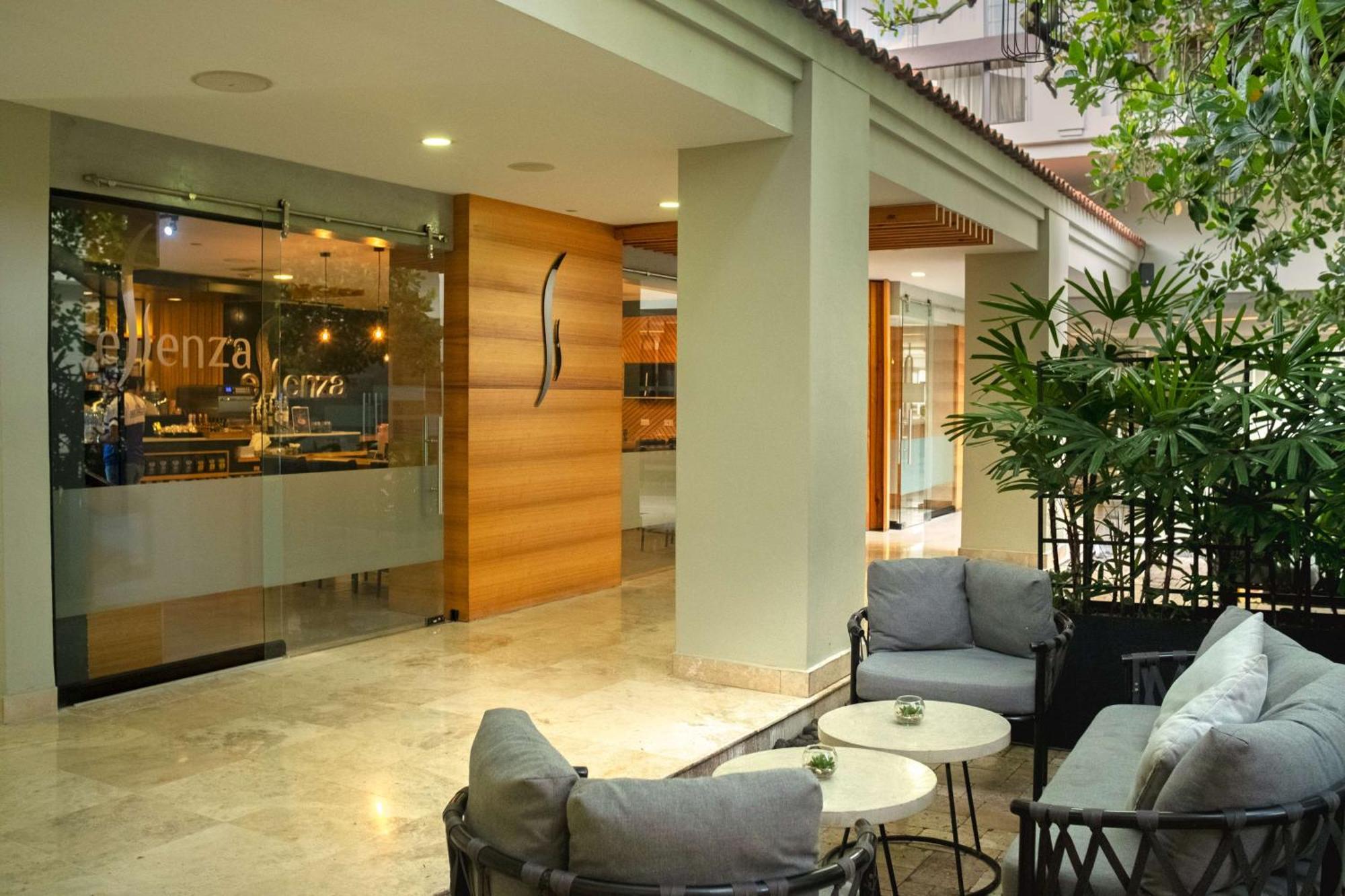 Hilton San Salvador Exterior foto